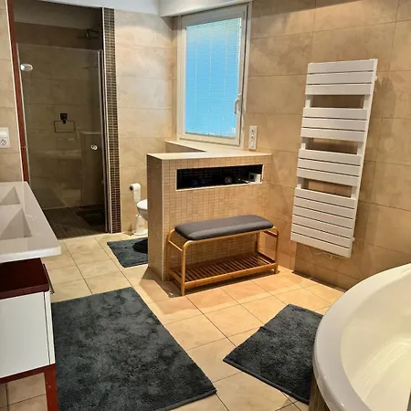 Maison Bleue Royan 230 M2 With Pool 300 Meters From Vila *