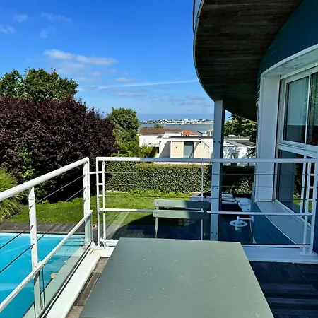 Maison Bleue Royan 230 M2 With Pool 200 Meters From Saint-Georges-de-Didonne