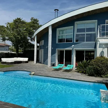 Maison Bleue Royan 230 M2 With Pool 300 Meters From Vila
