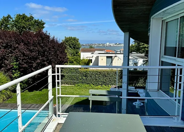 Maison Bleue Royan 230 M2 With Pool 200 Meters From Saint-Georges-de-Didonne