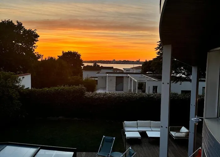 Maison Bleue Royan 230 M2 With Pool 200 Meters From Βίλα Saint-Georges-de-Didonne